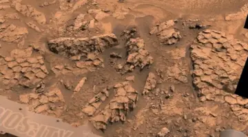 ناسا تكتشف «قشور تنين» على المريخ